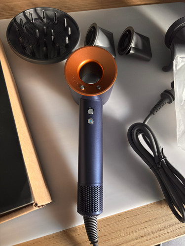 Dyson supersonic 1600w - dyson,