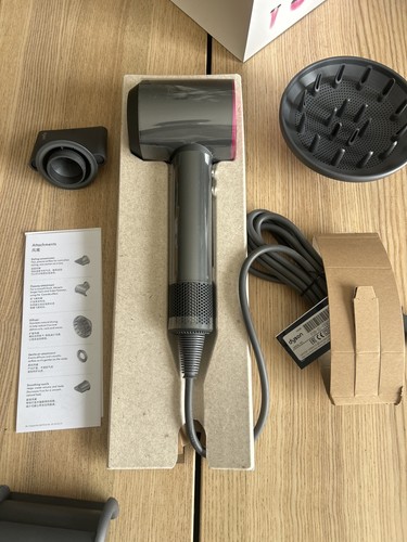 Dyson supersonic 1600w - dyson,